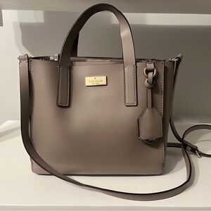 Kate Spade Gray Purse with Versatile Design